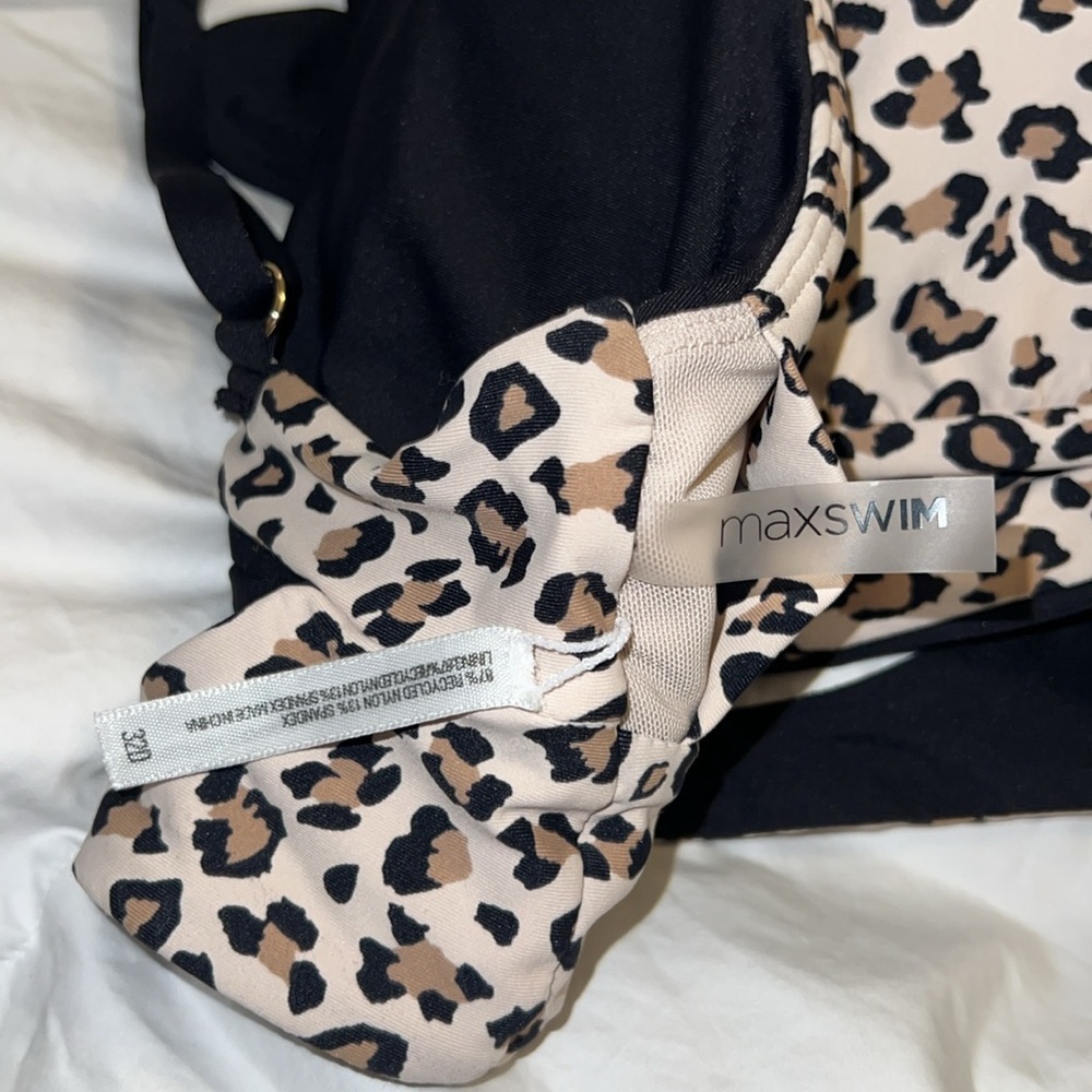 Maxswim Nwot Reversal Able Top — image 5 of 5